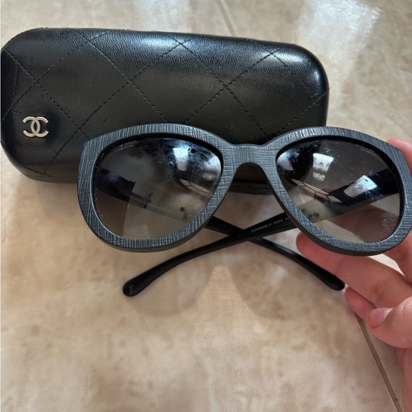 CHANEL sunglasses - Picture 7 of 8